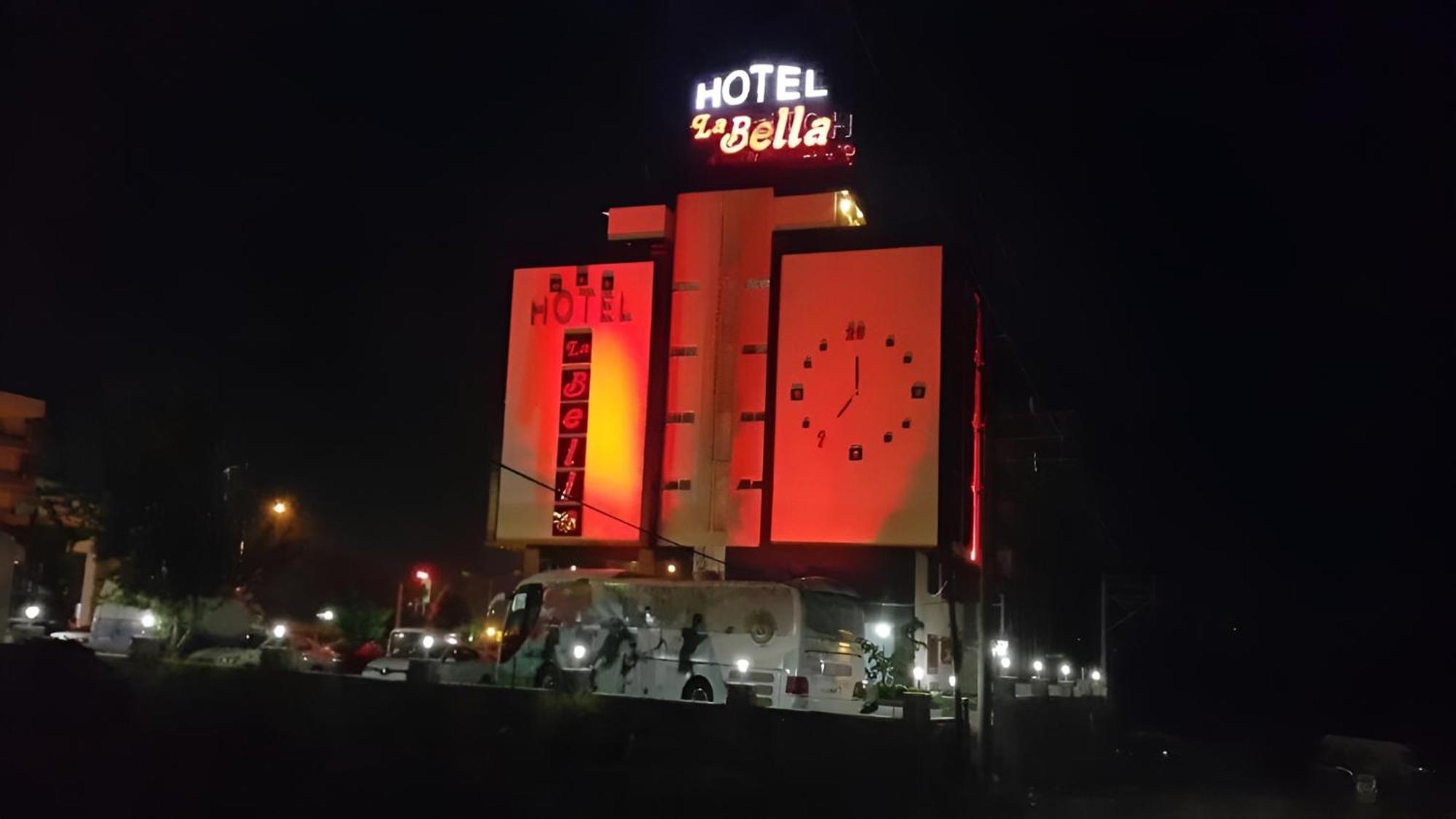 Hotel La Bella Soma Buitenkant foto